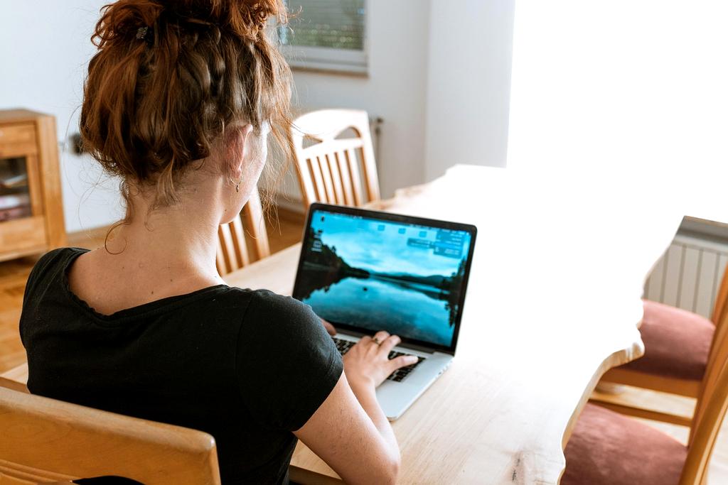 Group of people in virtual coworking session